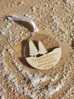 Kerstbal "The sky looks different"