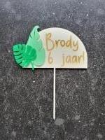 Taarttopper met bladeren - persoonlijk en stoer